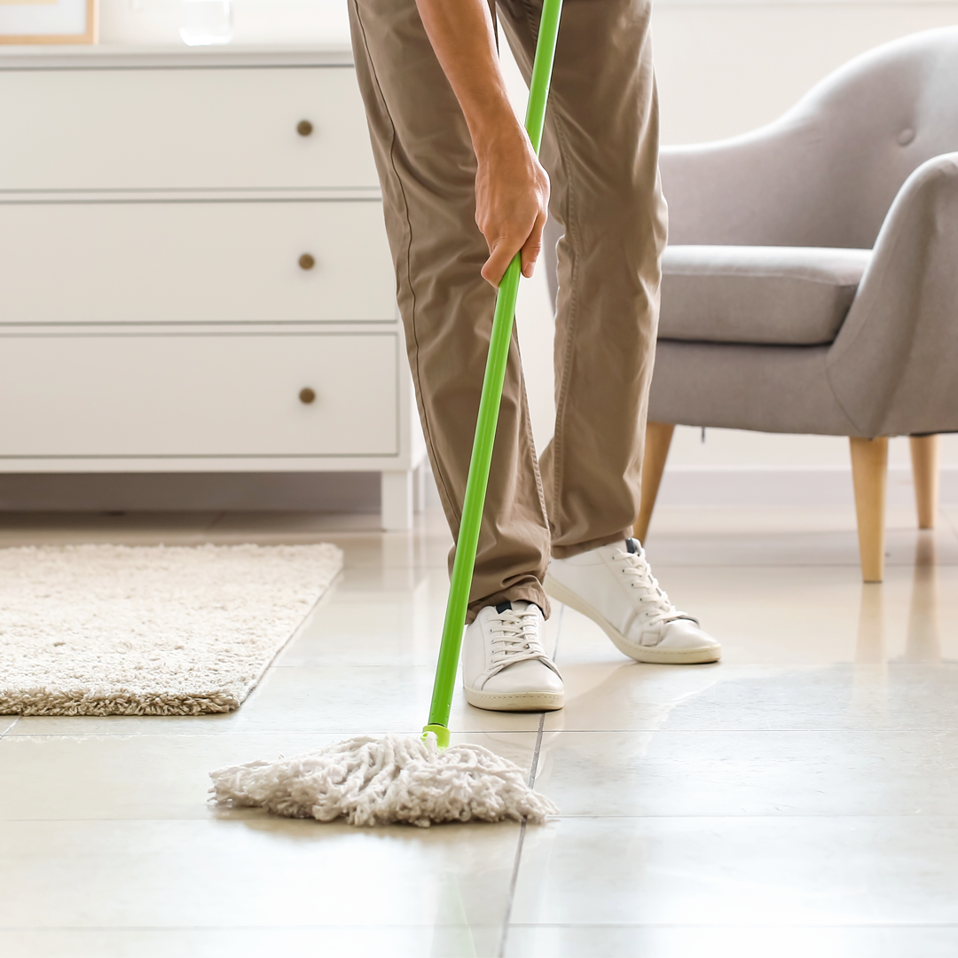 Detergente lucidante igienizzante per pavimenti