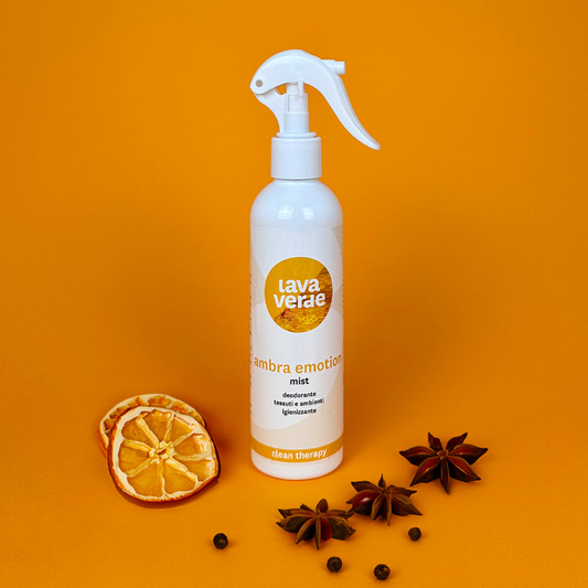 Spray igienizzante ambienti e tessuti Ambra Emotion